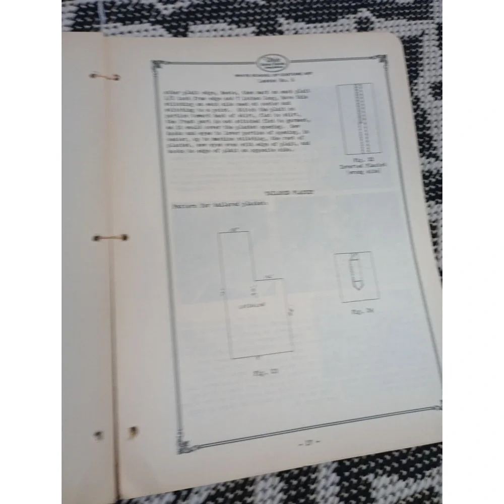 1932  White School Of Costume Art Extension Course Lessons 1-10‎ White Sewing